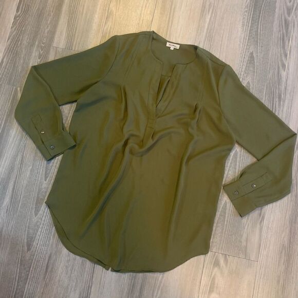 Zoa Olive green pullover blouse size M - Picture 1 of 5